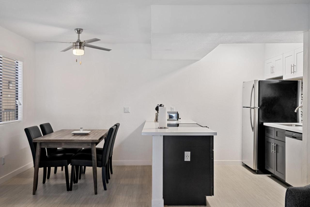 Newly Renovated 2Br Apartment W Pool By Stay Gia Phoenix Luaran gambar